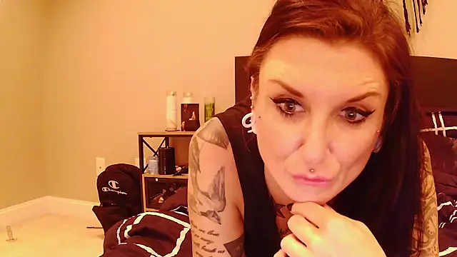 Plasticdollx - Stretch anal toy and water shower