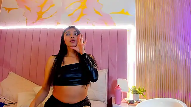 NaiaSanders - striptease + suck
