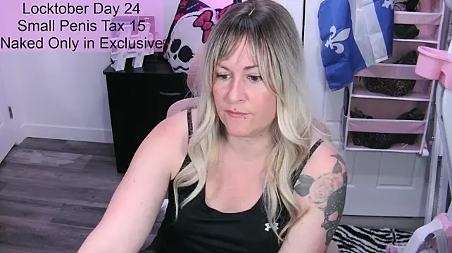 Gennyrock - BBC Dildo Blowjob