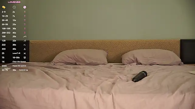 Chee_cha - cum show fingering pussy