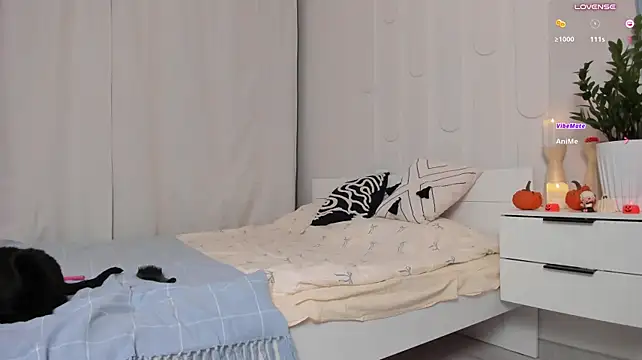 DanaCandy - fingering pussy show 💦 lovense on