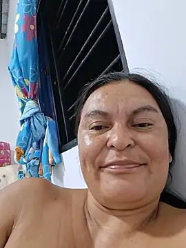 Horny-Mommy-Dirty - Squirt