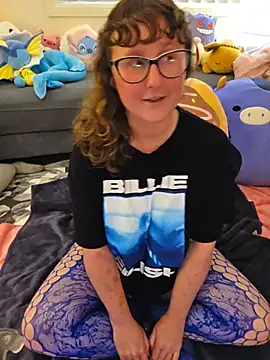 ShelbyJae - Blowjob with dildo 5 mins