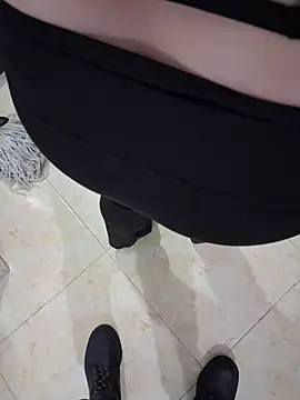 Sophie_banger - My friend strokes & sucks my nipples 🥵
