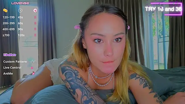 Baobei03 - naked tease doggy