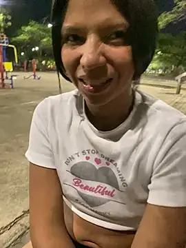 Broken_Latina_Whores_JE - fingers in my pussy 😈🔥
