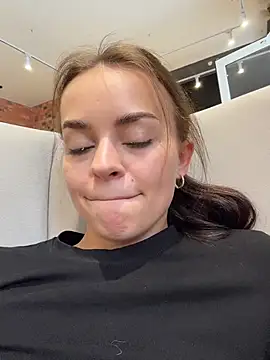 AngelinaTeller - Fingering asshole 🤪