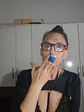 Ladykatheryna - De perrito meterme el dildo en la vagina