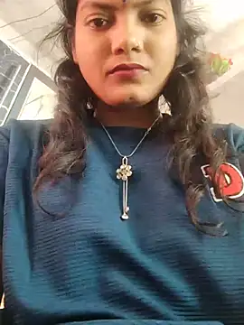 Anarkali143 - Lip kiss