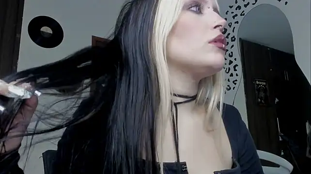 Scorpiogoddess - Panty play while smoke