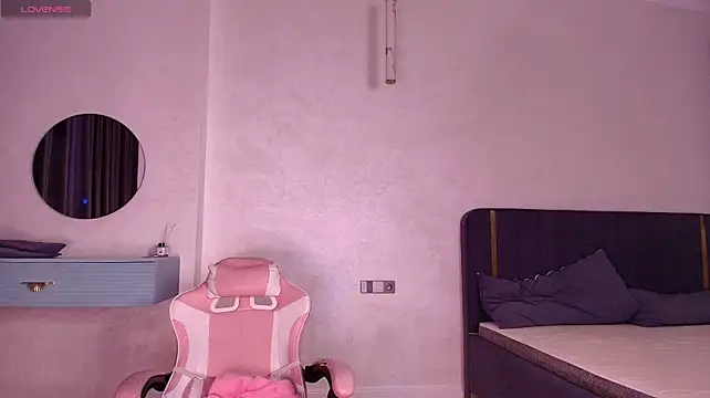 Aiko_mainee - let's try striptease and cum show then