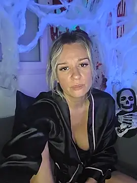 SpicyVicky - Striptease (vrai Striptease INTÉGRALE 🥵
