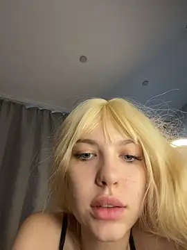 EasyPease - fuck with my dildo