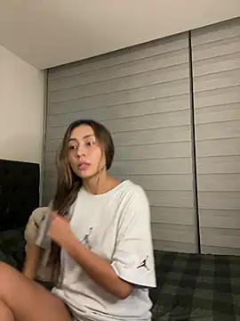 Bella_dannbond - GET NAKED