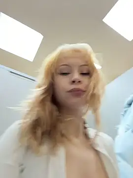 _Little_Ginger - Saliva on my naked boobs