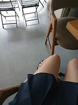 Cherry3022 - Tease me wet in public