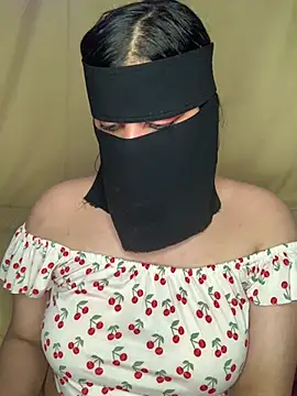 Loly- - انيك كسي علي العام 💋