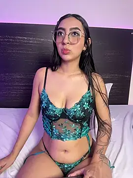 emmi_miller's Live XXX Chat