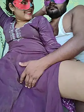 PUNJABICOUPLE09
