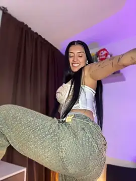 ANABOONCE_ - TOTALLY NAKED AND DOGY