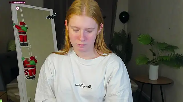 Sally_Ange1 - hand in panties+ moans
