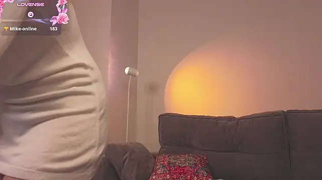 OliviaBrownn - Massage ass+control lush 6 min last tip