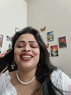 Pinky-2 - Oiling My Sexy Pussy Hole