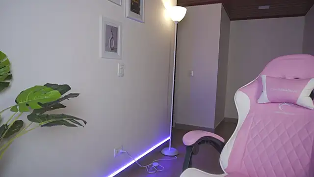 Alana_adaa - RWO FINGERS IN MY ASS