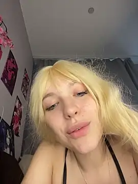 EasyPease - fuck with my dildo