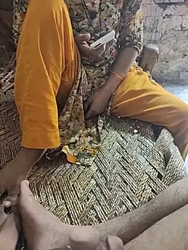 Reshma_sexy_couple - Cum in boobs reshma