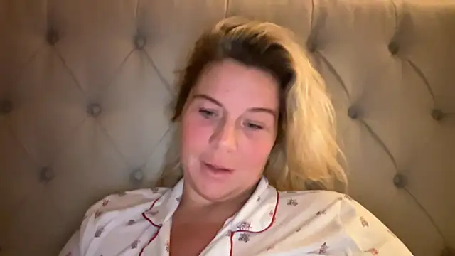 Erincheshire - LT GETS 2 SEX TAPES + SNAP