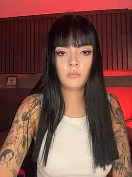 AliceRitter - Show pussyin doggy