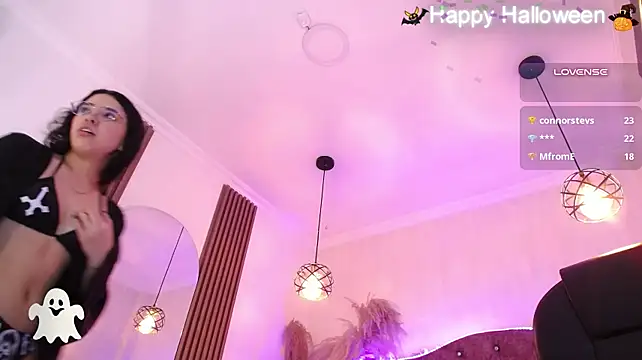 AmaraDavis1 - Show my ass in doggy + spanks x 7🍑