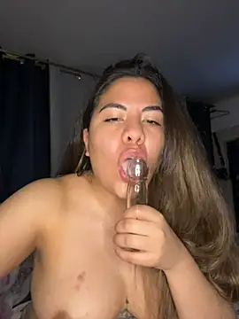 Majot8798 - Pinch tits 💦💦💦