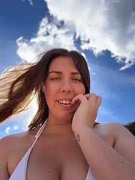 Aussielulu - Topless!!! Public Beach 🏖️ 🤪