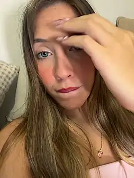 Fanyabbey - Doggy pose off panties + spank x3😳🍑🍑