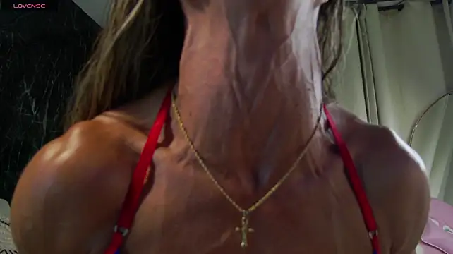 Emily_Foxx01