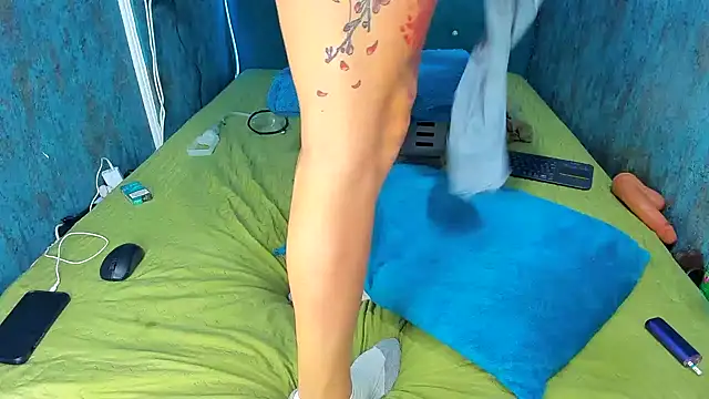 RedAssHottie - ass close-up