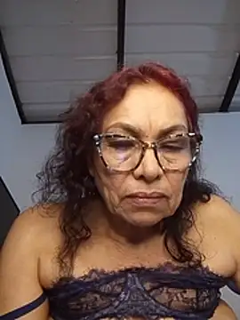 HOT_LATINA20 - Finger in pussy