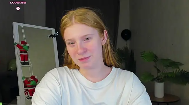 Sally_Ange1 - take off bra+ oil tits
