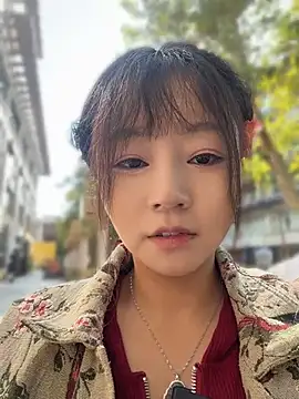 Bingbing6699 - 户外脱内衣性感揉胸