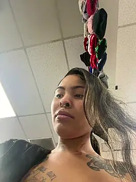 Asianpersuasionx - Flash pussy in public 😩💋