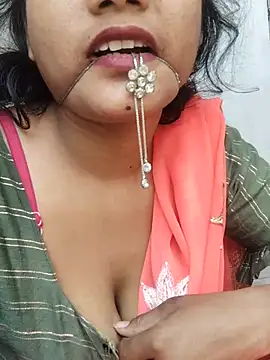 Anarkali143 - Lip kiss