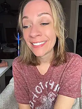 EdenDelilah1 - Play with Pussy