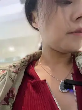 Bingbing6699 - 户外脱内衣性感揉胸