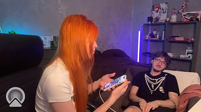 T_files_x - hot makeout