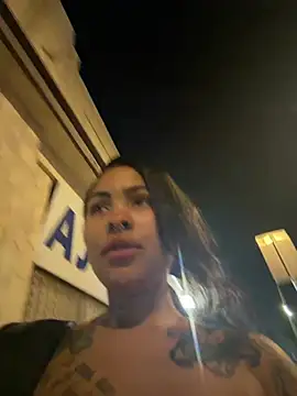 Asianpersuasionx - Flash pussy in public 😩💋
