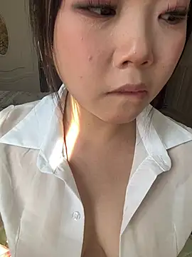 Esme-ai - 小粉塞入最后一个达成目标的哥哥控制一分钟