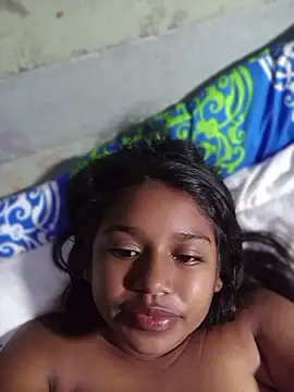 WillowLoveXo - 🍒Play with my tits🍒