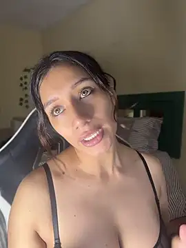 Rebbecca_ - Quitar bragas y abrir las piernas